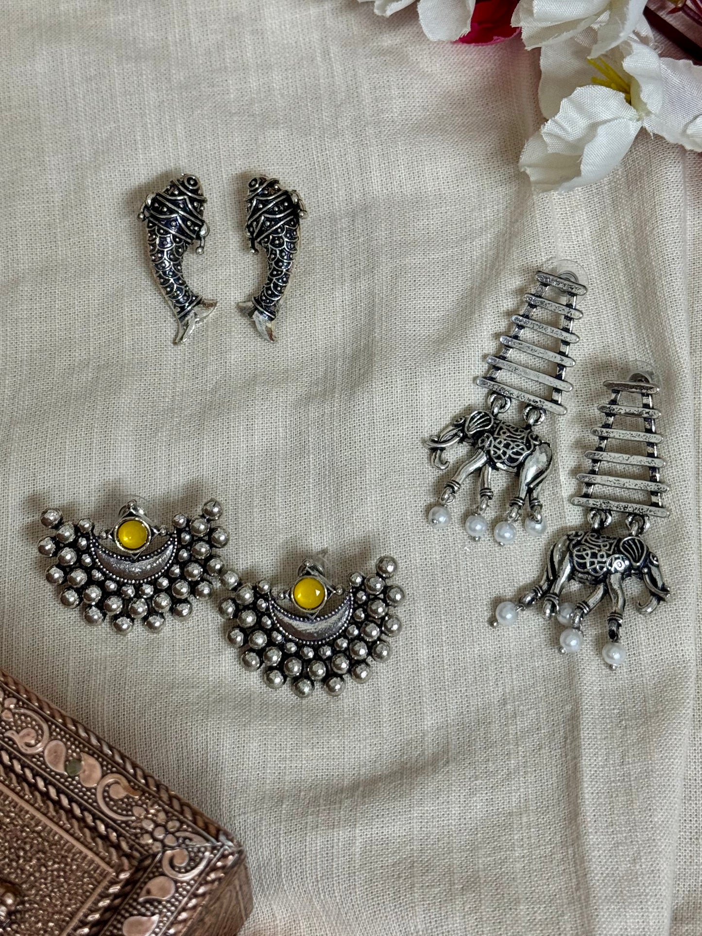 Aarohi โ Silver Earring Trio