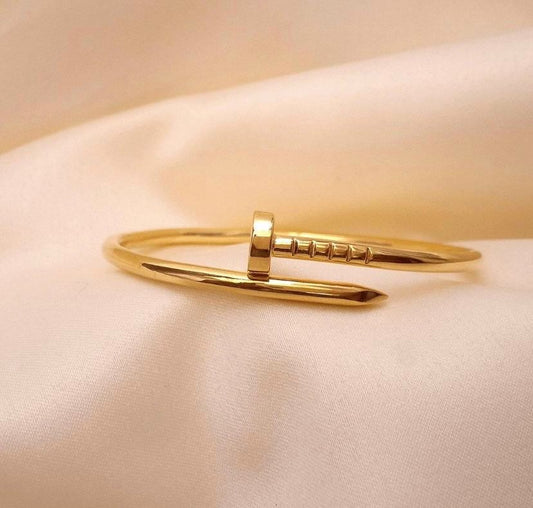Luxe Nail Bangle